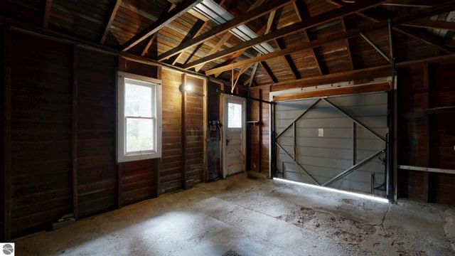 507 S Kinney, Mt Pleasant, MI 48858