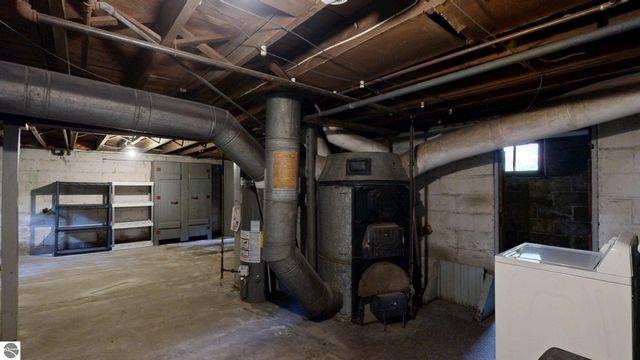 507 S Kinney, Mt Pleasant, MI 48858