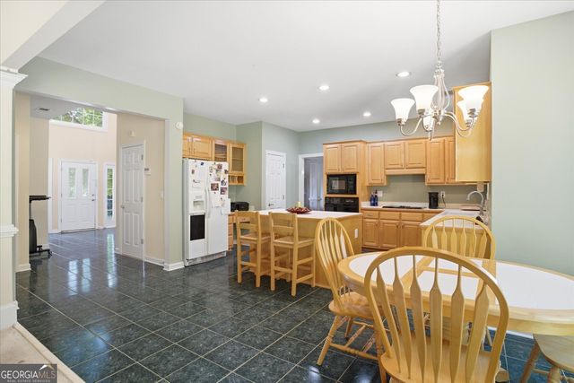 540 Arbor Creek Court, Roswell, GA 30076