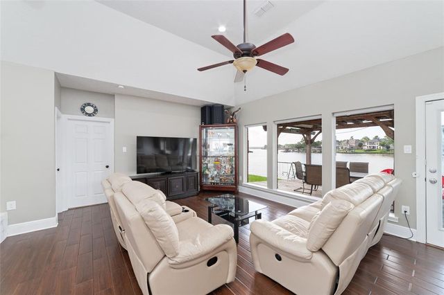 18802 Decathalon Court, Houston, TX 77346