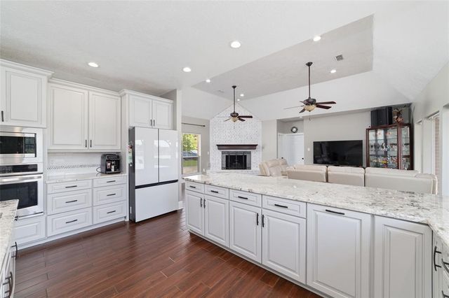 18802 Decathalon Court, Houston, TX 77346