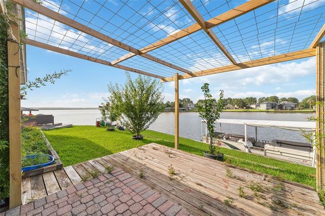 18802 Decathalon Court, Houston, TX 77346