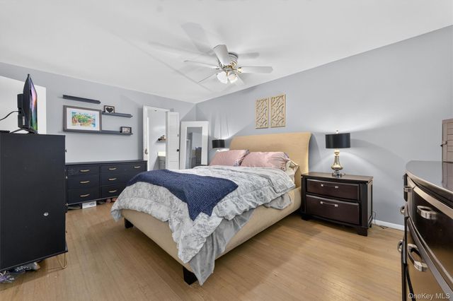 311 Tallwood Drive 311, Hartsdale, NY 10530
