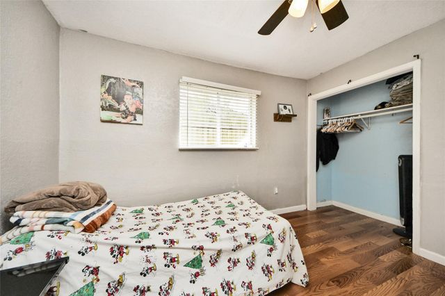 212 S Avenue D, Freeport, TX 77541