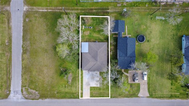 212 S Avenue D, Freeport, TX 77541