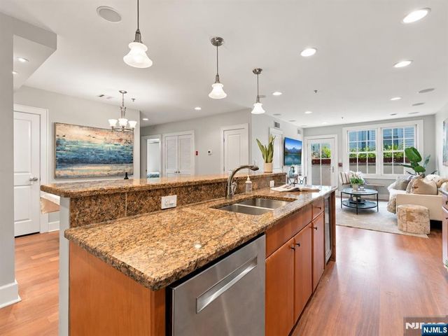 113 Willow Avenue 2, Hoboken, NJ 07030