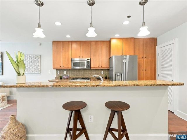 113 Willow Avenue 2, Hoboken, NJ 07030