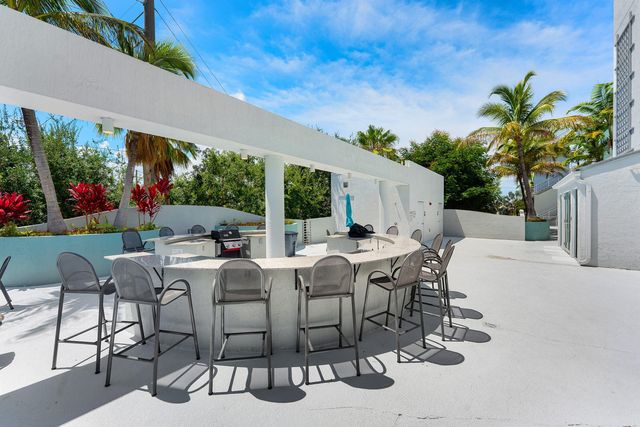 180 NE 4TH Avenue 406, Delray Beach, FL 33483