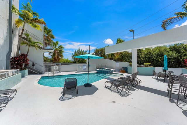 180 NE 4TH Avenue 406, Delray Beach, FL 33483