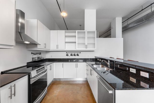 180 NE 4TH Avenue 406, Delray Beach, FL 33483