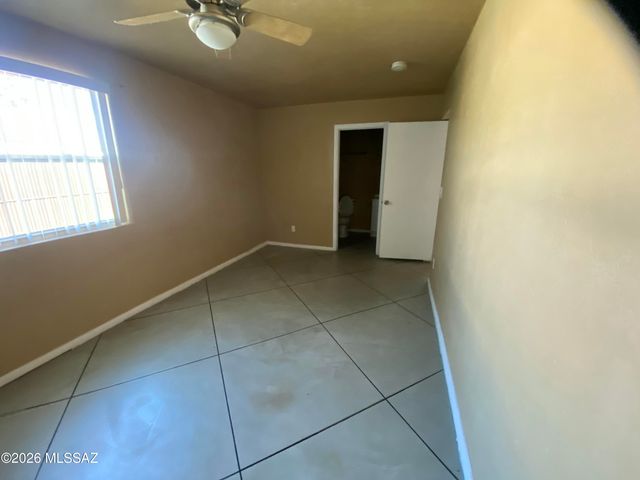 2122 S Magnolia Avenue, Tucson, AZ 85711