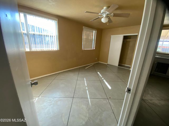 2122 S Magnolia Avenue, Tucson, AZ 85711