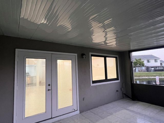 5305 Bayside Drive, Greenacres, FL 33463