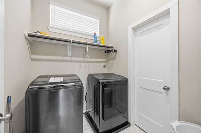 10255 Bayou Oaks Dr, Conroe, TX 77385