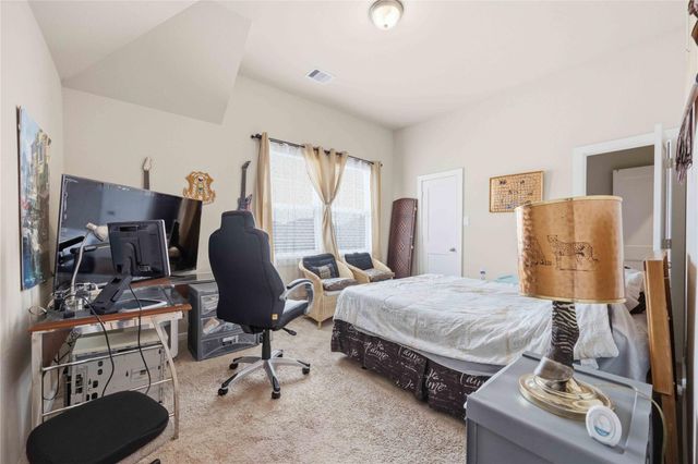 10255 Bayou Oaks Dr, Conroe, TX 77385