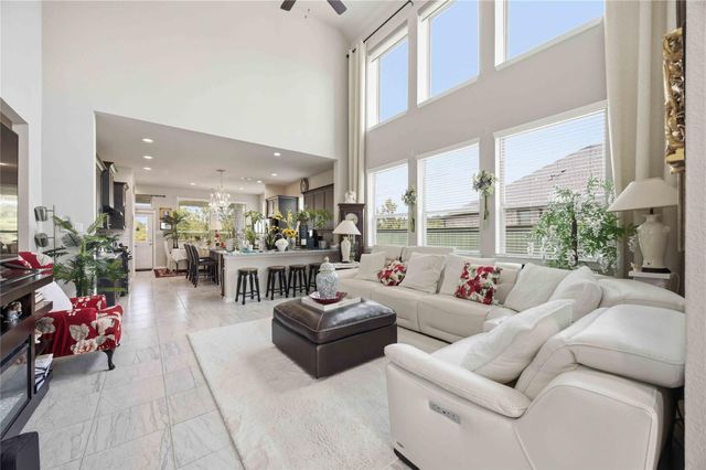 10255 Bayou Oaks Dr, Conroe, TX 77385