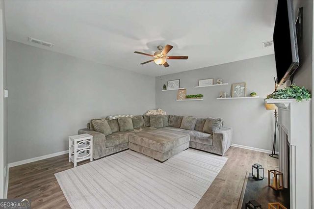 7 Canterbury Walk SE, Cartersville, GA 30120