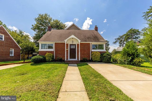 750 N GEORGE MASON DR, Arlington, VA 22203