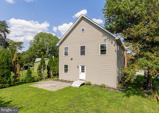 750 N GEORGE MASON DR, Arlington, VA 22203