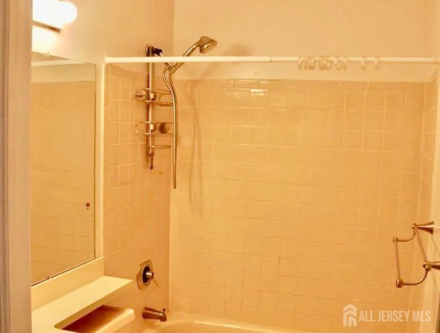 59 Covington Court, East Brunswick, NJ 08816
