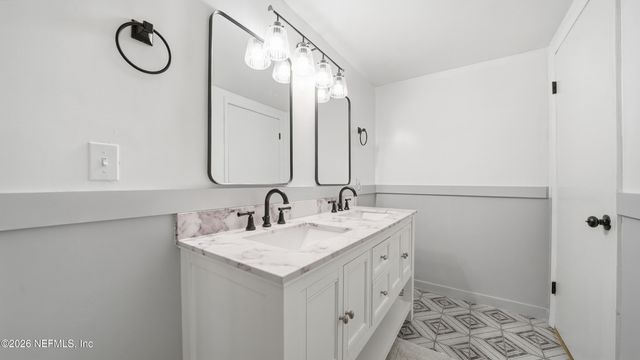 6117 BARTHOLF Avenue, Jacksonville, FL 32210