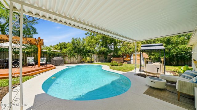 6117 BARTHOLF Avenue, Jacksonville, FL 32210