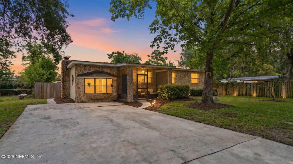 6117 BARTHOLF Avenue, Jacksonville, FL 32210