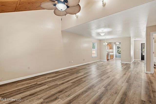 221 Music Street, Waveland, MS 39576