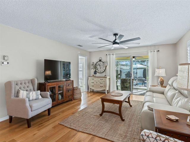 1407 MONTEZ LOOP, Lady Lake, FL 32159