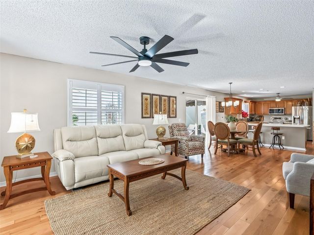 1407 MONTEZ LOOP, Lady Lake, FL 32159