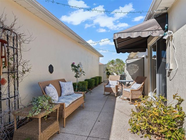 1407 MONTEZ LOOP, Lady Lake, FL 32159