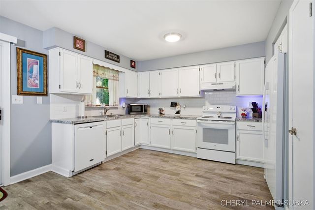16750 Taft Road, Spring Lake, MI 49456