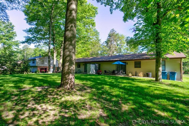 16750 Taft Road, Spring Lake, MI 49456