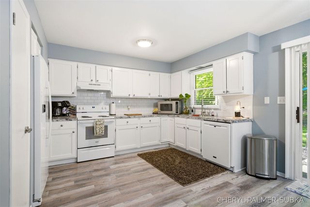 16750 Taft Road, Spring Lake, MI 49456