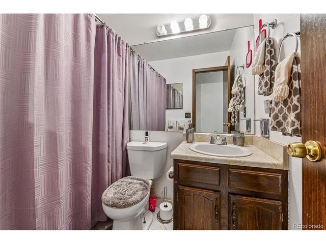 5065 Uvalda St, Denver, CO 80239