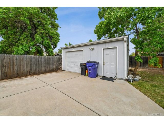 5065 Uvalda St, Denver, CO 80239