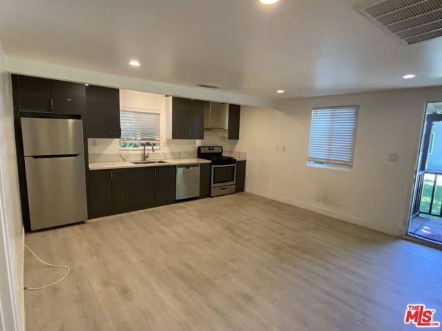 6417 Crescent Street, Los Angeles, CA 90042