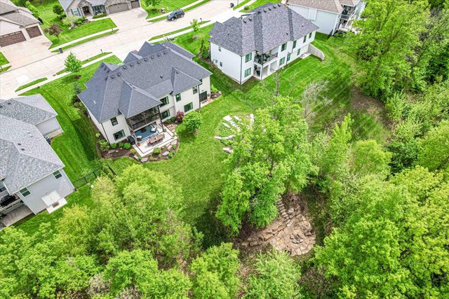2915 FARLEIGH CT, Columbia, MO 65203