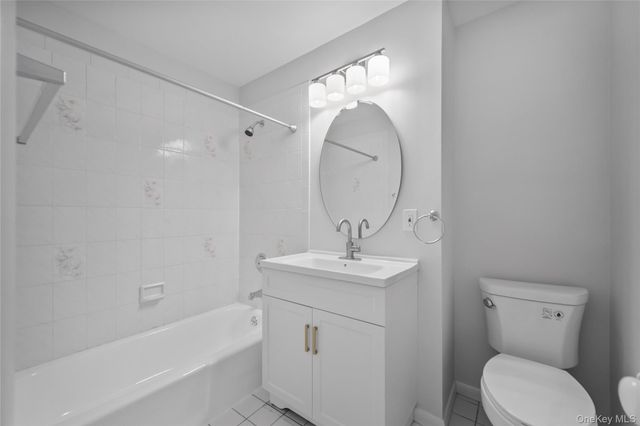 34 Nicole Way, Mahopac, NY 10541