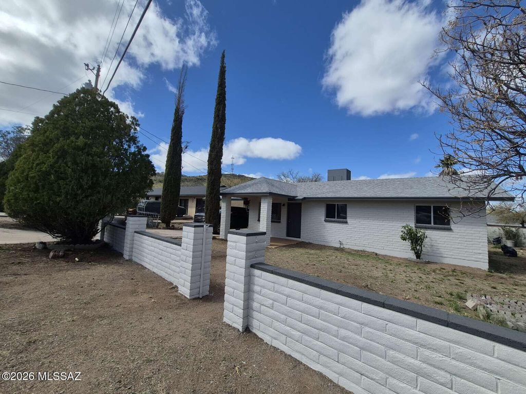 428 Camino Agosto, Rio Rico, AZ 85648