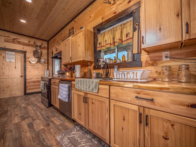 2850 Tea Run Road, Ewing, KY 41039