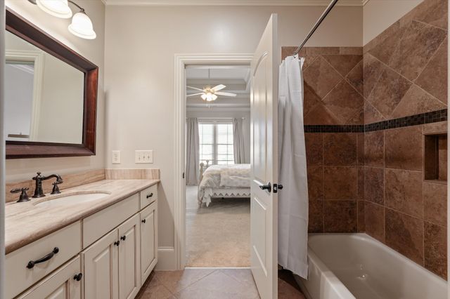 5007 Buds Farm Ln, Franklin, TN 37064