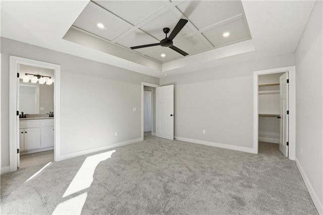 407 Sixth Street, Smithville, MO 64089