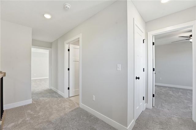 407 Sixth Street, Smithville, MO 64089