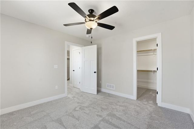 407 Sixth Street, Smithville, MO 64089