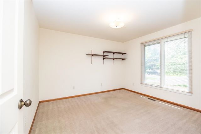 2377 Duke Drive, Troy, MI 48085