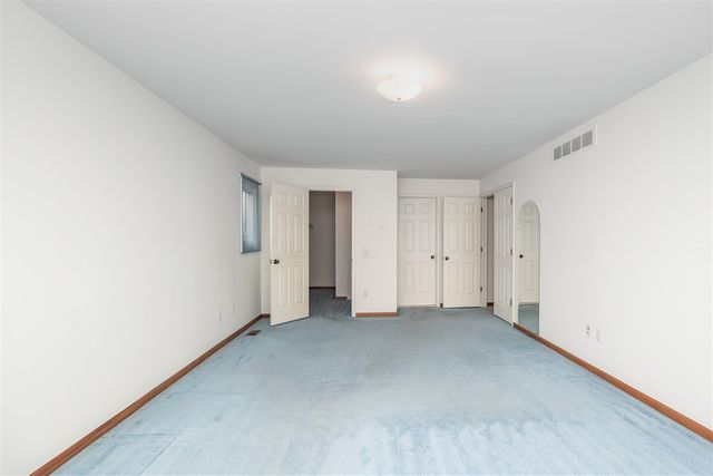 2377 Duke Drive, Troy, MI 48085