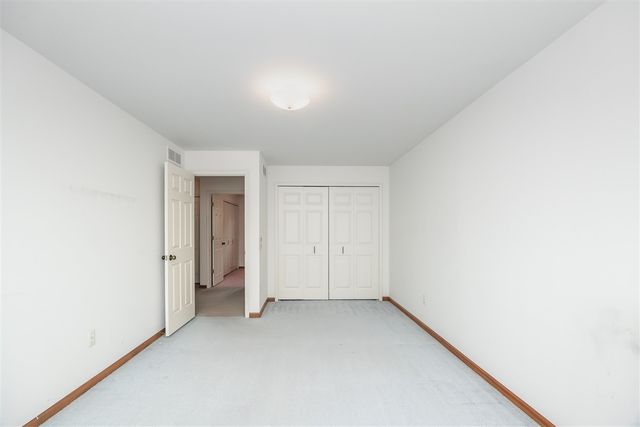 2377 Duke Drive, Troy, MI 48085
