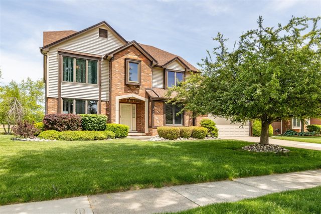 2377 Duke Drive, Troy, MI 48085