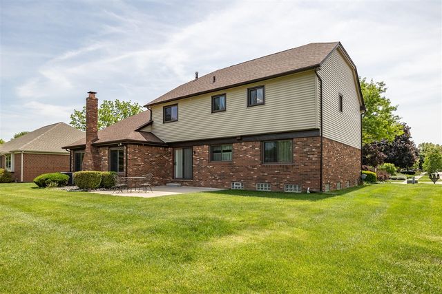 2377 Duke Drive, Troy, MI 48085